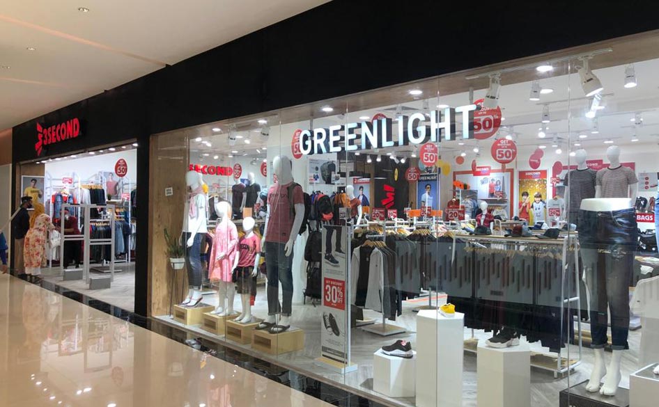 greenlight mall of serang